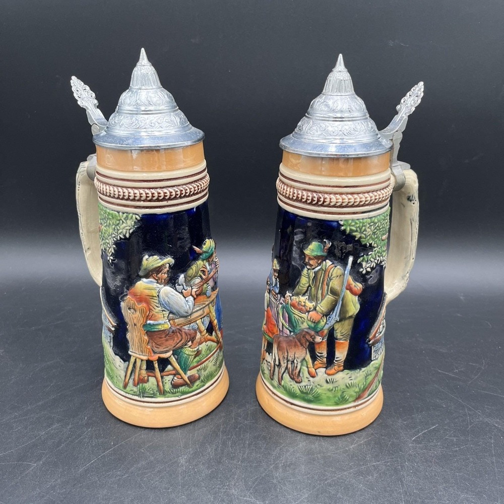 Set Of 2 VTG Original King 7 / 300 German Beer Stein's Pewter Lids Hand Painted